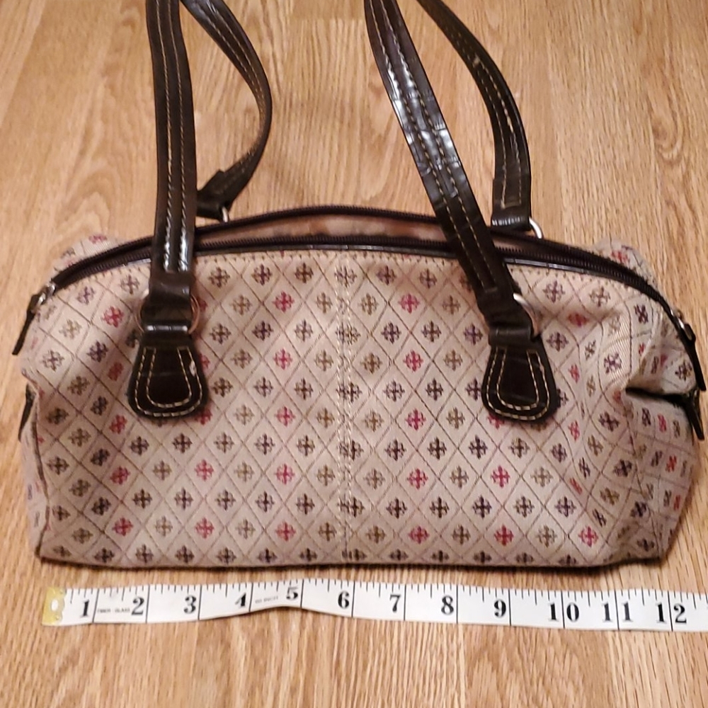 Shoulder bag